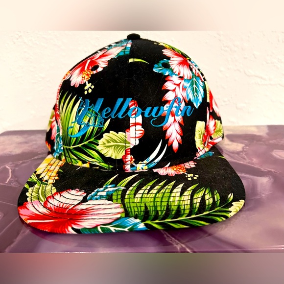 Yellowfin Gear Hawaiian floral snap back hat- like new - no tags - Picture 1 of 6
